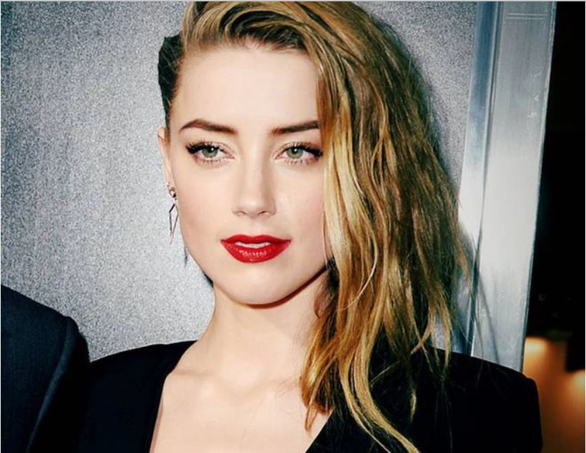 Bị tẩy chay, Amber Heard vẫn là mỹ nhân có gương mặt đẹp nhất thế giới