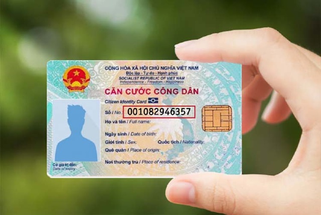 Năm 2024, công dân thuộc năm sinh nào bắt buộc đổi căn cước công dân gắn chip để không bị phạt?