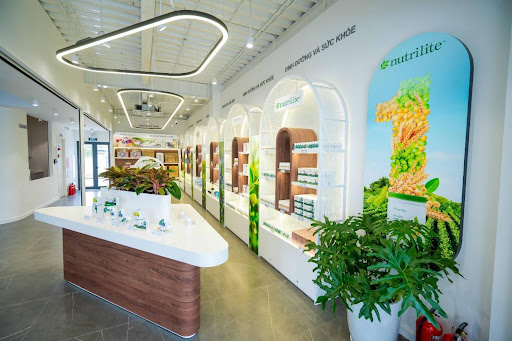 AMWAY VIỆT NAM KHAI TRƯƠNG CHUỖI SIÊU THỊ VÀ TRUNG TÂM TRẢI NGHIỆM ĐẦU NĂM MỚI